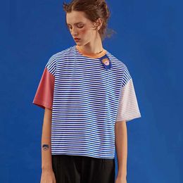 T-shirt féminin Bebobsons Original Niche Design Summer Femme T-shirt Blue Striped à manches courtes à manches