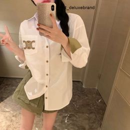 prada balmain burberry celine chanel miu miu loewe gucci fendi Вы T-shirt pour femmes CE23 automne / hiver triomphal arc motif chemise contraste collier manche design de poche déc