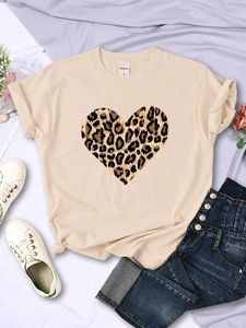 Dames t-shirt Creative Leopard Love Pattern T-shirt voor dames zomer losse ademende korte mouw mode casual kleding street hiphop t-shirtl2405