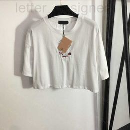 T-shirt pour femme designer 23ss T-shirt pour femmes pour femmes Col rond Pur coton Amour brodé perceuse en fer creux T-shirt à manches courtes haut de haute qualité