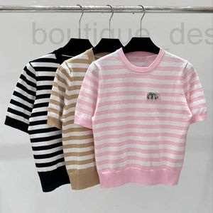 Dames T-shirt Designer Brand Hoge versie 24 Lente/zomer Nieuwe M Familie Stripe Tijd Verminderde leeftijd Diamantletter Gebreide korte mouwen vrouwen KS66