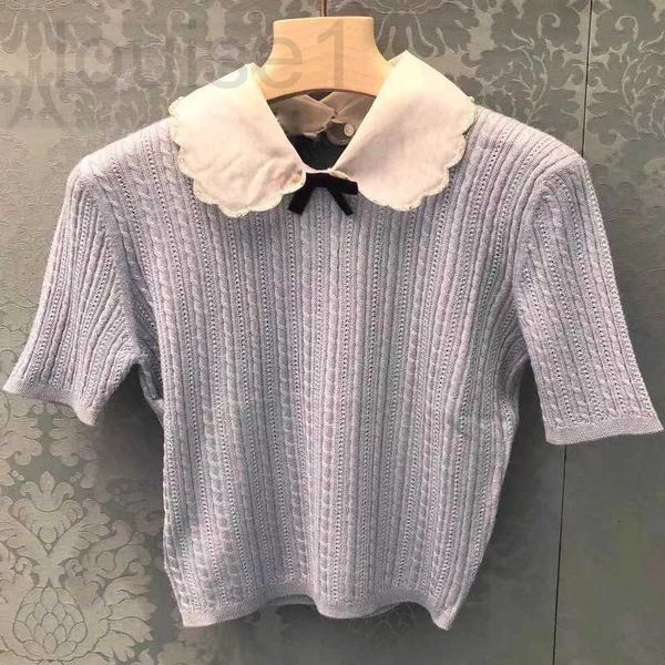 Marca de diseñador de camisetas para mujeres MIU Pechero de mangas de manga corta Sweater de tejido de seda de hielo con cuello de muñeca condenado Top versátil elástica para verano VFLA VFLA