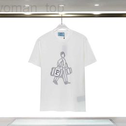 Camiseta de mujer Diseñador Inicio P 23 Principios de primavera Nueva moda Bolso de personalidad Estampado de figura Camiseta de manga corta para hombre y versátil Top YRAM