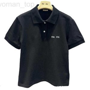 T-shirt pour femmes Designer MIU24 Nouveau style paresseux et relaxant associé à un matériau de plancher perlé