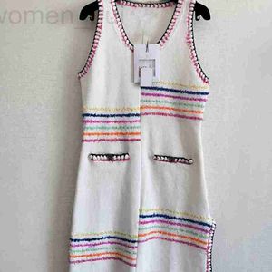 Designer de t-shirts pour femmes Shenzhen Nanyou Huo ~ 24 Summer Nouveau produit Small Fragrant Wind Rainbow Stripe Strys Sheevel Sobre CBQC
