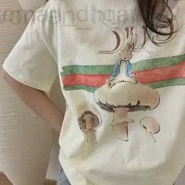 T-shirt de t-shirt pour femmes printemps / été nouveau t-shirt à fruits mignons à la main avec Peter Rabbit cou rond manche courte qfow sb6a