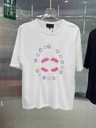 T-shirt de t-shirt pour femmes Nouveau classique coloré double c-letter contraste mince 2023 Top à manches courtes tricotées polyvalentes pour femmes py1w