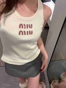 Dames T-shirt designer tee 24ss vroege lente nieuwe Miui Letter Water Diamond gebreide hangende tanktop voor meisjes met verlaagde leeftijd mouwloze top
