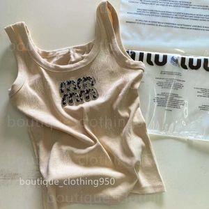 Dames T -shirtontwerper T -shirt Summer Miui Nagel Bead Letter Zware industrie Strak passend Vest Nieuwe afslanke Suspener Bottom Mouwloze T -shirt Tops N6355E2