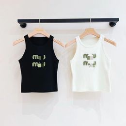 Camiseta para mujer Diseñador Mujeres Sexy Halter Tee Party Fashion Crop Top Top de lujo Camiseta bordada Primavera Verano Sin espalda E0L5