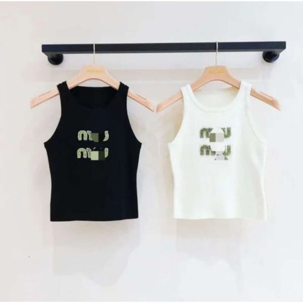 T-shirt pour femmes Designer Femmes Sexy Halter Tee Party Fashion Crop Top Broidered T-shirt Spring Summer Backless DZ