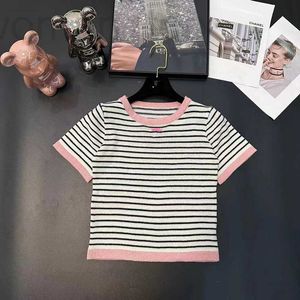 Dames T-shirtontwerper Xiaoxiang 24 Lente/zomer Nieuwe Stripe Fashion Age Reduceren gebreide korte mouwen vrouwen O08P