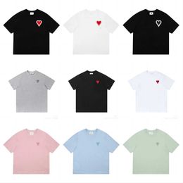 Diseñadores de camisetas para mujer Amis Paris Shirit 2023ss Primavera Corazón clásico Color sólido Gran amor Cuello redondo Camiseta de manga corta para hombres y mujeres Su68v