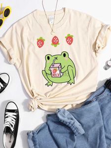 T-shirt Femme Green Frog Womens Soft Cool T-shirt Sports T-shirt d'été Street Hip Hop Crop Top aime boire du lait aromatisé à la fraise T-shirt 240323