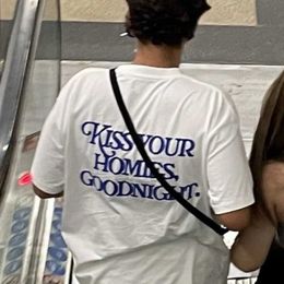 T-shirt féminin Kiss Your Homes bonne nuit de t-shirt de femmes imprimées intéressantes