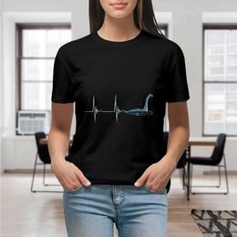 T-shirt féminin Loch Ness Nessie Heartbeat Ekg Pulse Sea Monster Print T-shirt Shirt Shirts décontractés Slve