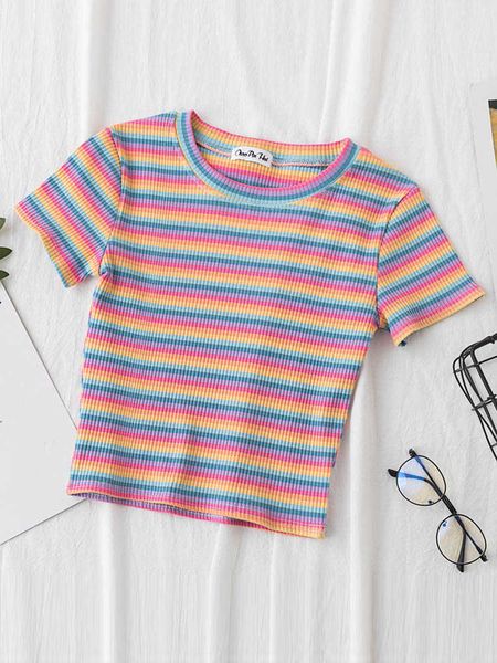 T-shirt femme Nouveau T-shirt Femme Rainbow Striped Tops Slim Fit t-shirt Harajuku Tshirt Été Manches courtes T-shirt coréen feminina Vêtements Y2302