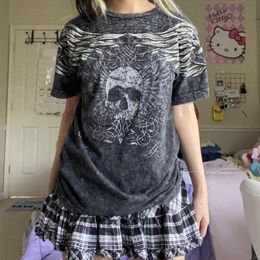 Dames T-shirt Skulls Wings Graphic Print Tops Zomer Korte mouw Harajuku Tees 2000s Retro Dark Academia T-shirt Y2K E Girl Mall Goth Kleding 230717