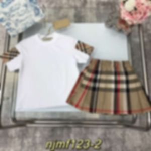 Dames T-shirt Spring Fashion Girls Two Piece Set Plaid Geplooide rok gesplitste Casual Academy Style