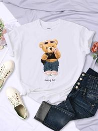 Dames t-shirt straat teddybeer selfie swingende meid grappige print t-shirt vrouwelijkheid hiphop korte mouw zomer ademende t-shirtl2405