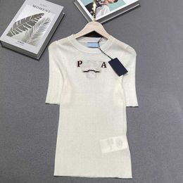Femmes S T-shirt Sumou Round cou tricot à manches courtes Shirt Tempérament haut de tempérament mince Matière de laine n