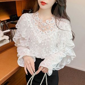 Dames T-shirt Sweet Hollow Out Blouses Kant Netstof Patchwork Tops Lente Vrouwelijk Zwaar werk Kralen Dames Flare mouw Shirt Modieus Abrikoos Top T230104