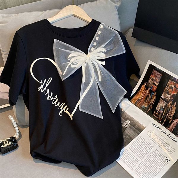 T-shirt femme Style été T-shirts T-shirts Lady Casual manches courtes O-Neck Bow Tie Décor Coeur Imprimé Tops Chemises 230421