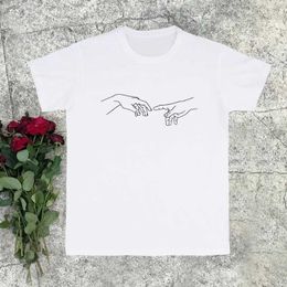 T-shirt pour femmes Y2k Slves Slves T-shirt Summer Fashion Michelangelo Hands Création d'Adam Tops imprimés grunge grunge t Casual Black T Y240509