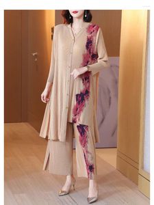 T-shirts pour femmes 2023 Printemps Miyake Costume plissé Femmes Tie-Dyed Chemise longue à simple boutonnage Taille haute Pantalon à jambes larges Deux pièces