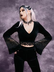 Camisetas para mujer Bold Shade Dark Mall Blusas sexy de terciopelo gótico Grunge Vintage Lace Patchwork Mujeres Tops cortos Cuello en V profundo Manga acampanada
