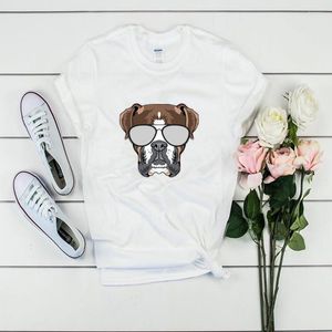 T-shirts pour femmes Boxer Dog Shirt T-shirt portant des lunettes de soleil Pet Owner Rescue Love