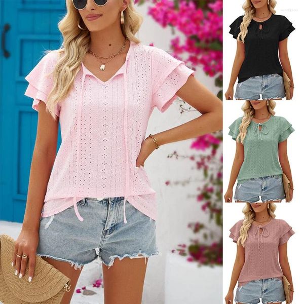 Ensemble t-shirt et short chic pour femme : confortable et élégant – Denim bleu rose doux, idéal pour les occasions formelles décontractées.