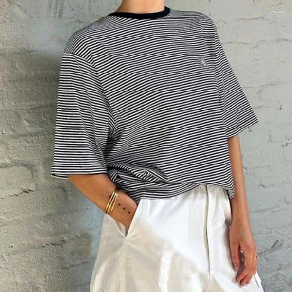 T-shirts pour femmes Flordevida Black White Striped Striped T-shirt Femme Coton Colaire à manches O-Neck Streetwear Summer T-shirts Tops Vêtements