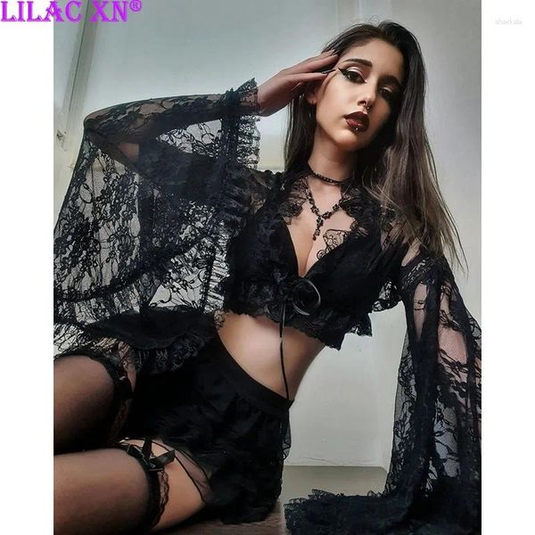 Camisetas para mujer Goth Black Floral Lace Mesh See Through Smock para mujer Crop Top Y2K Sexy manga acampanada con cordones camiseta Smocks Cosplay