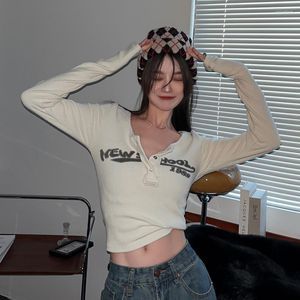 T-shirts pour femmes Style de mode coréen chemise rétro Graffiti imprimer élastique Sexy à manches longues mince haut court Femme côtelé col rond t-shirts hauts