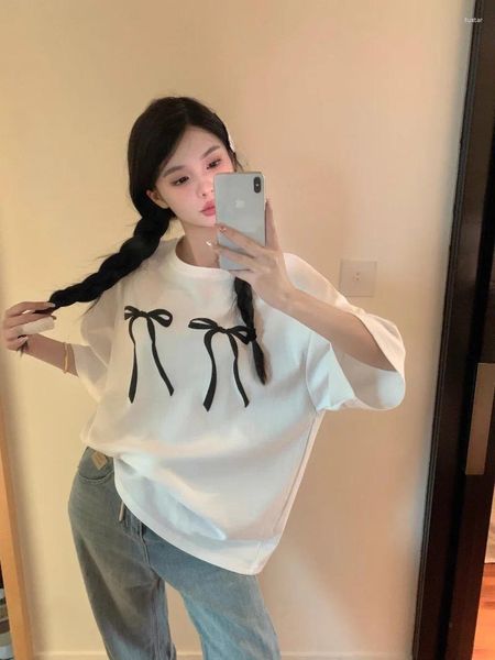 T-shirts pour femmes coréennes sweet girl chic Bow imprimé O-cou t-shirt à manches courtes Summer des vêtements féminins à la mode blanche décontractée