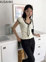 T-shirts pour femmes kusahiki été niche coréenne hang cravate couche fleuri slim fit court t-shirt à manches pour femmes 2024 girl épicé y2k top