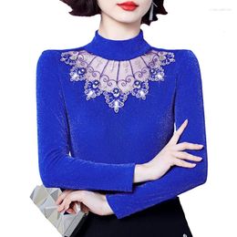 T-shirt da donna M-4XL Moda coreana Camicia con fondo in seta brillante Patchwork in pizzo ricamato Top Autunno Maglia a maniche lunghe da donna