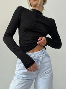 Camisetas para mujer MDUG Camisa base de cuello alto medio 2024 Primavera y otoño Moda Diseño biselado Slim-fit Interior Jersey de manga larga