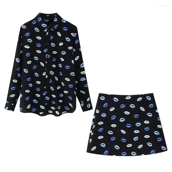 Les t-shirts pour femmes impriment un pyjama en deux pièces ensemble à manches longues boutones à la veste à crampons jupe de pelle