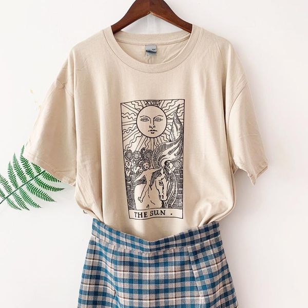 Camisetas de mujer Sunfiz estética Crystal Moon Wiccan camiseta Vintage mujer manga corta gráfico bruja Top camiseta