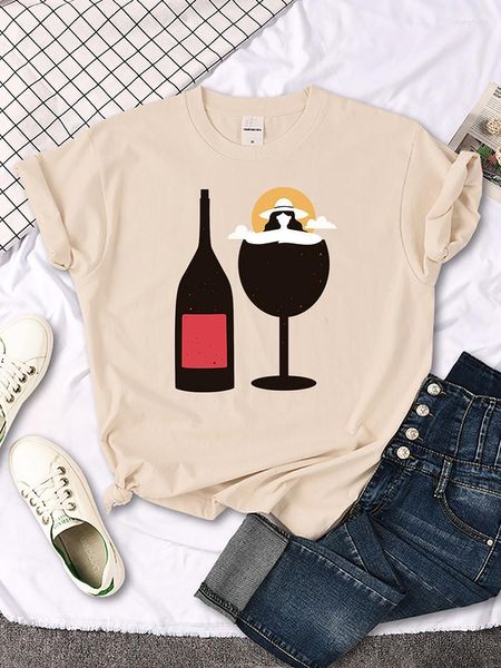 T-shirts pour femmes The Frequent Hair Girl In Wine Glass T-Shirts Loose Individual Tee Top Vintage Casual T-Shirt Harajuku Confortable
