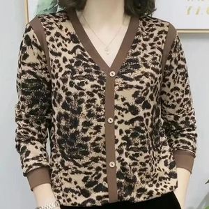 T-shirts pour femmes Vintage imprimé léopard col en v T-shirt vêtements mode automne épissé à manches longues décontracté tout-match hauts femme N109