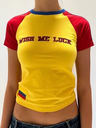 Camisetas para mujeres Deseame suerte letra de camiseta bordado contraste