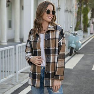 T-shirts Femmes Femmes Mi-Longueur Plaid T-shirt Grande Poche Lâche Revers INS Tops 2023 Femme Casual Vintage Vêtements Oversize Streetwear