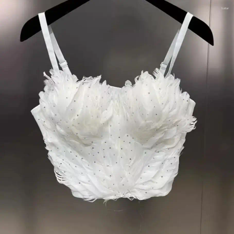 Kvinnors tankar 2024 Vår sommar V-ringning Camisole Kvinnor Bustier Bra Real Feather Decoration Sexig Croped Top Outer Wear Female Y4825