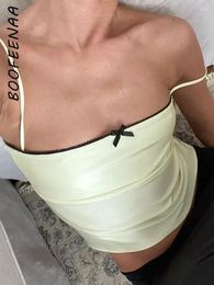 Tanks pour femmes Boofeenaa Satin Satin Camisole Bow Clit Backless Tops Tops Vêtements pour femmes Summer 2024 Coquette Crop Top Mujeres C69-AH10