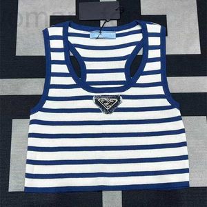 Chars pour femmes concepteur de camis 24 Été Nouveau p familial Stripe Stripe H en forme de débardeur à tricot tricoté pour femmes ZVE3
