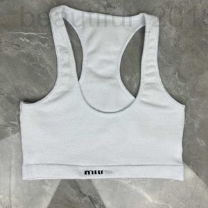 Chars pour femmes concepteur de camis MIU 2024 Nouveau produit d'été H-back Cotton Fitness Suit Yoga Set 7xa1