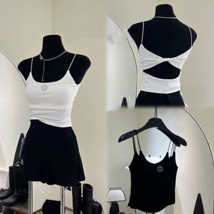 Tanks pour femmes Camis French Designer Summer Trefbarts Tops Sexy Halter Halter Ice Silk Stretch Letter Tops Tops Us Sans manches